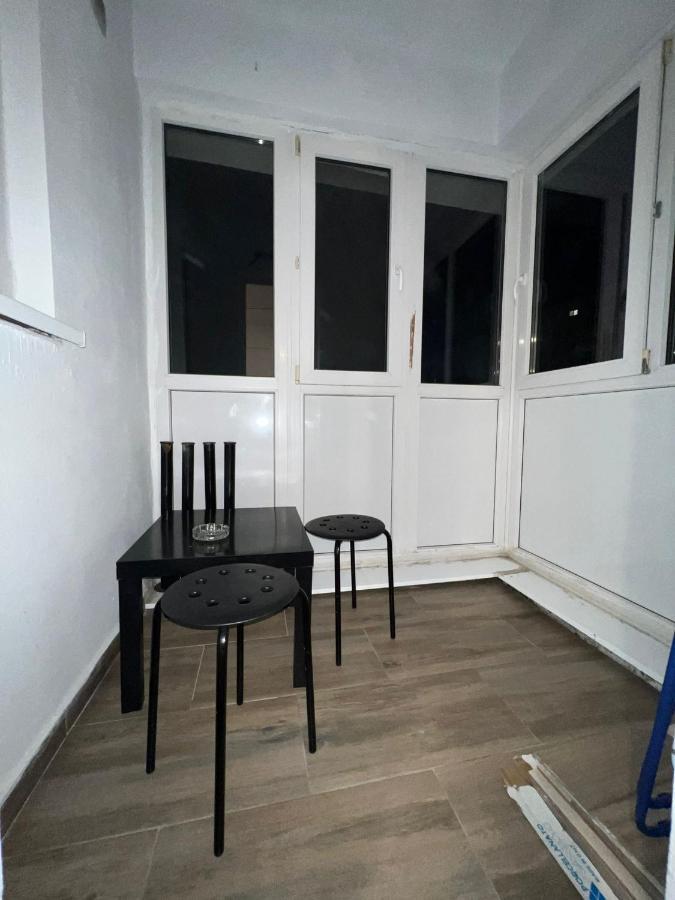 First Studio Bucharest Exterior photo