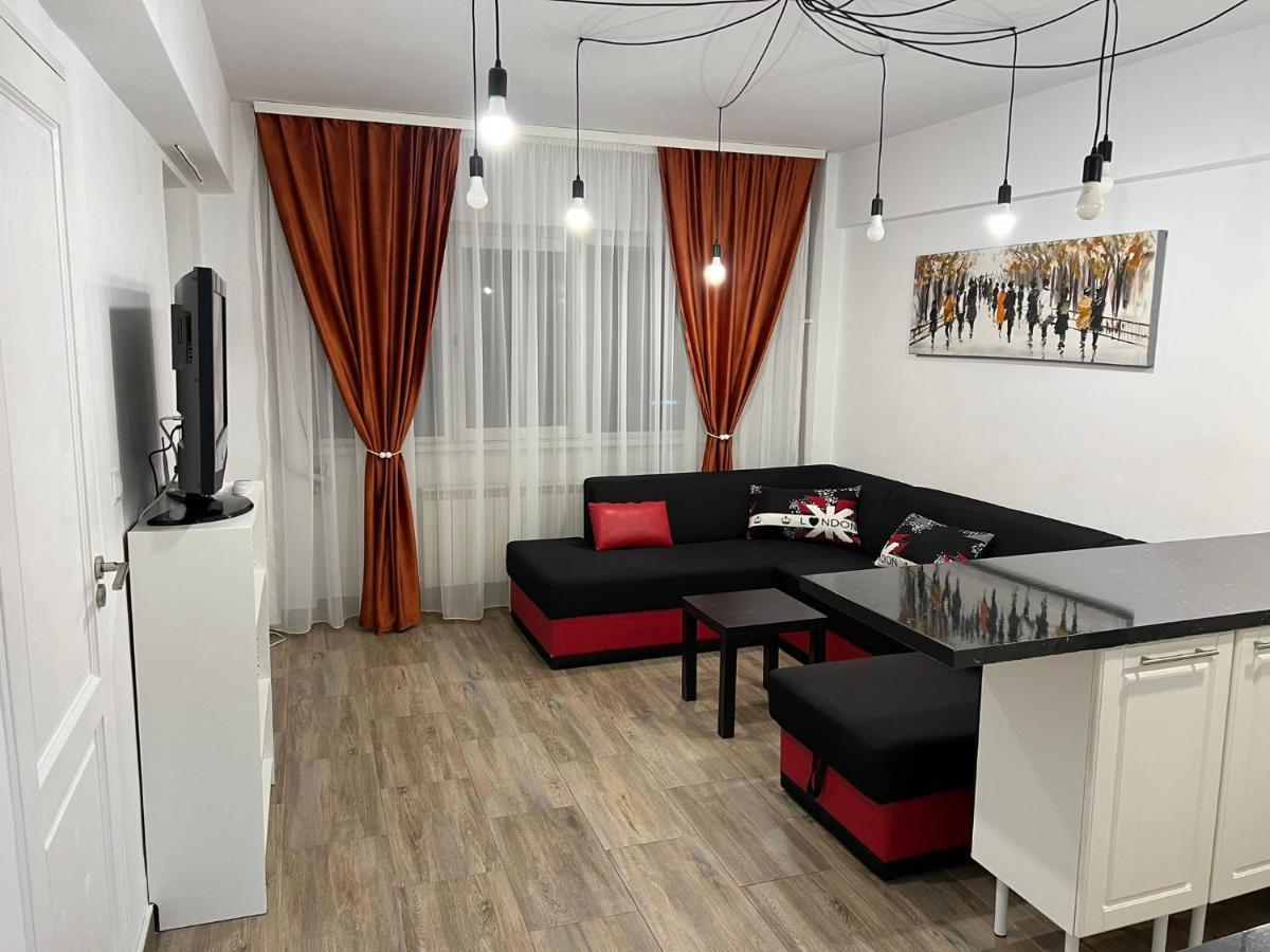 First Studio Bucharest Exterior photo